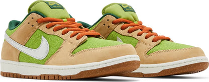 Nike SB Dunk Low Escargot