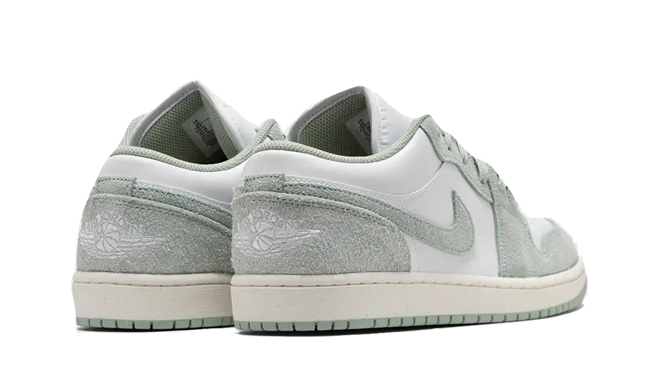 Air Jordan 1 Low SE White Seafoam