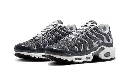 Nike Air Max Plus SE Greyscale Cool Grey