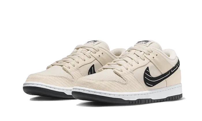 Nike SB Dunk Low Albino & Preto 